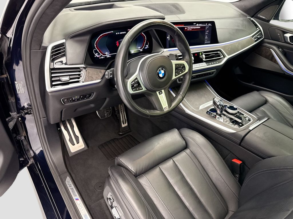 Thumbnail: 2021 BMW X7 - 9