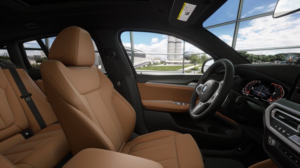 Thumbnail: 2025 BMW X4 - 9