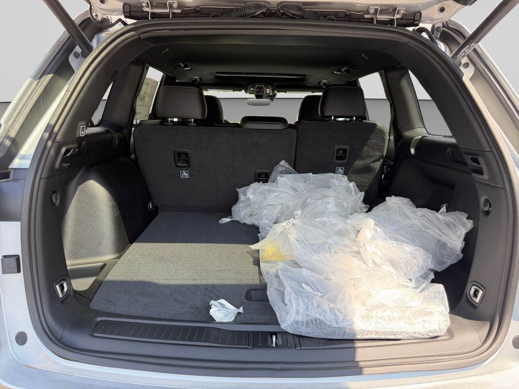 2026 Jeep Grand Cherokee Altitude Silver at Spitzer Acura