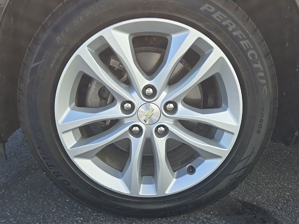 Used 2016 Black Chevrolet LT image 12