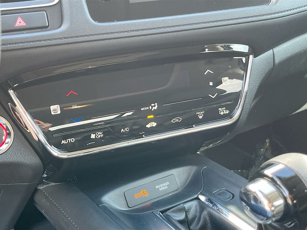 Used 2022 Gray Honda EX image 15