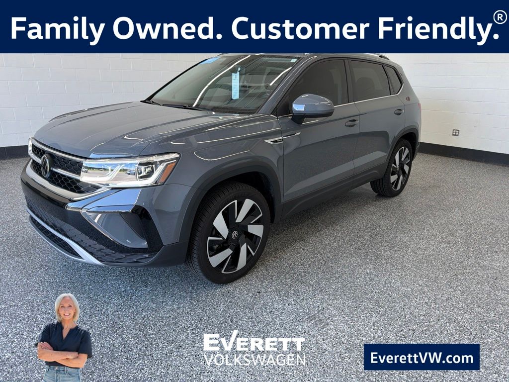 Gray 2024 Volkswagen Taos SUV / Crossover All-Wheel Drive 7-Speed Dual Clutch