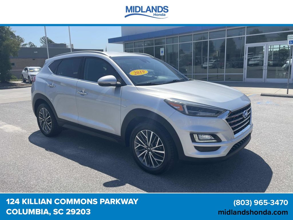 Molten Silver 2019 Hyundai Tucson SUV / Crossover Front-Wheel Drive 6-Speed Automatic