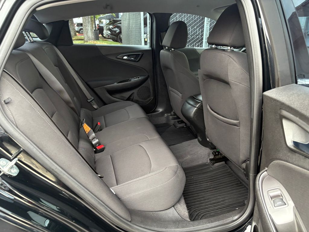2020 Chevrolet Malibu LS