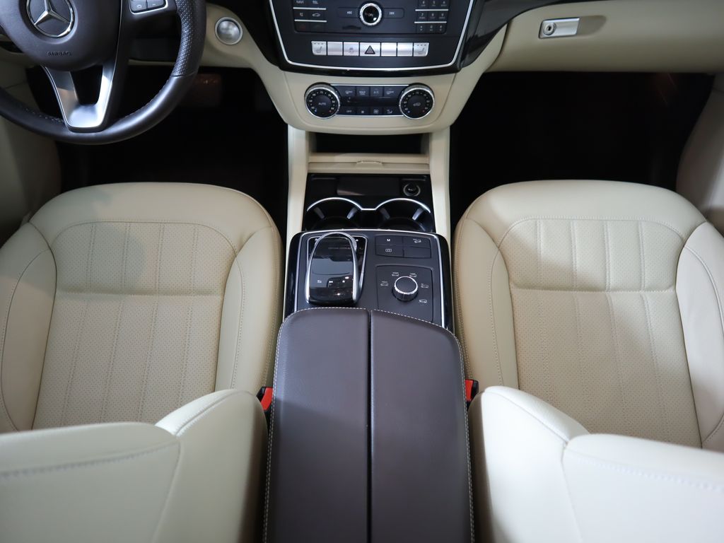 Thumbnail: 2017 Mercedes-Benz GLE - 16