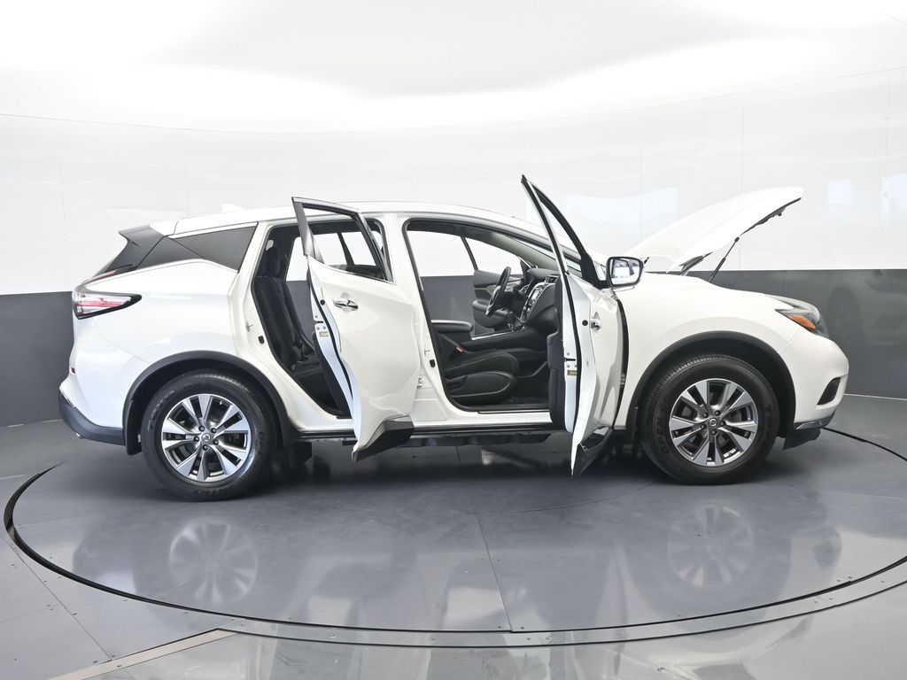 Used 2018 Pearl White Nissan S image 69