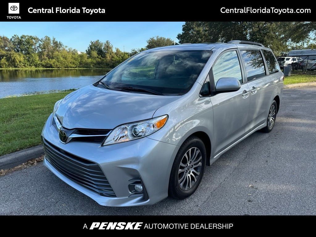 2020 Toyota Sienna XLE -
                Orlando, FL