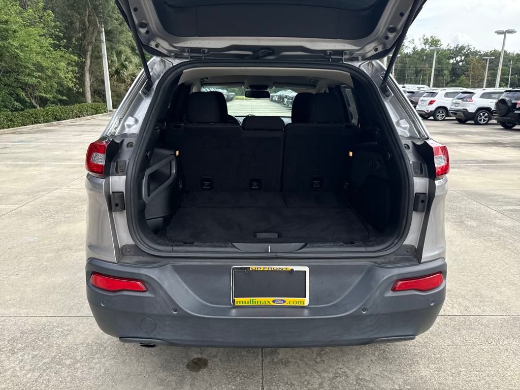 2017 Jeep Cherokee Latitude photo