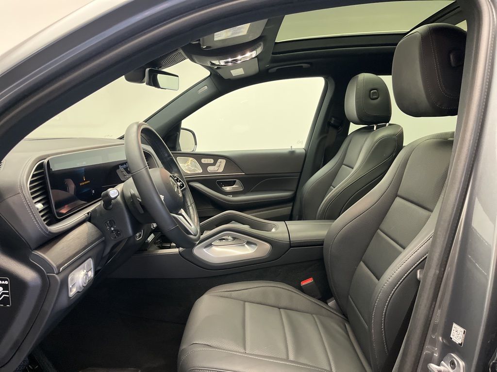 Thumbnail: 2022 Mercedes-Benz GLS - 13