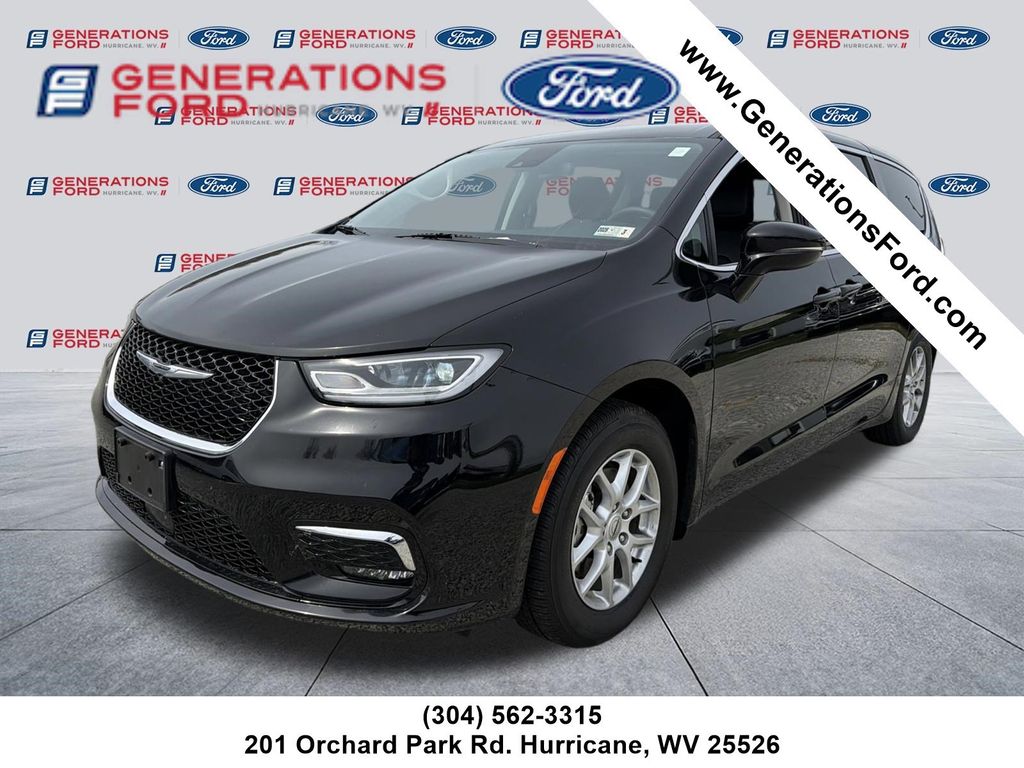 2024 Chrysler Pacifica Touring L FWD