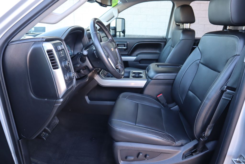 Thumbnail: 2016 Chevrolet Silverado 2500 - 18