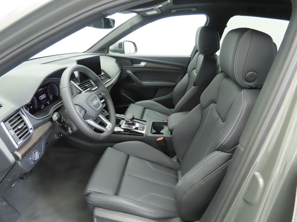 2025 Audi Q5  21