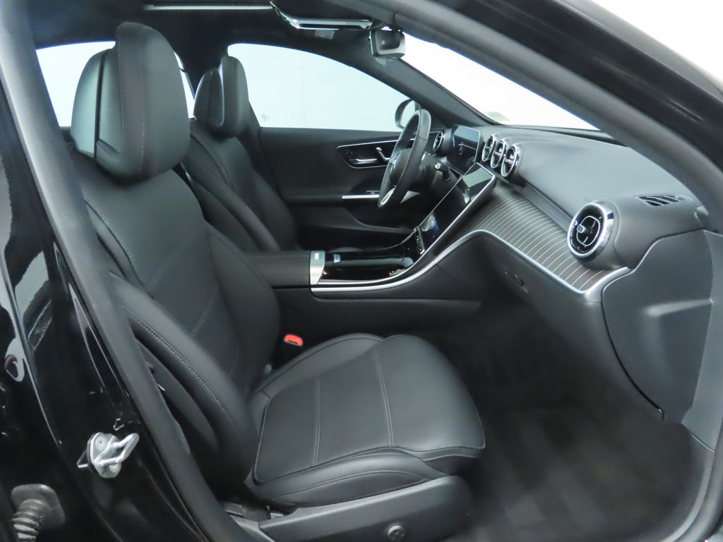 Thumbnail: 2023 Mercedes-Benz C-Class - 20