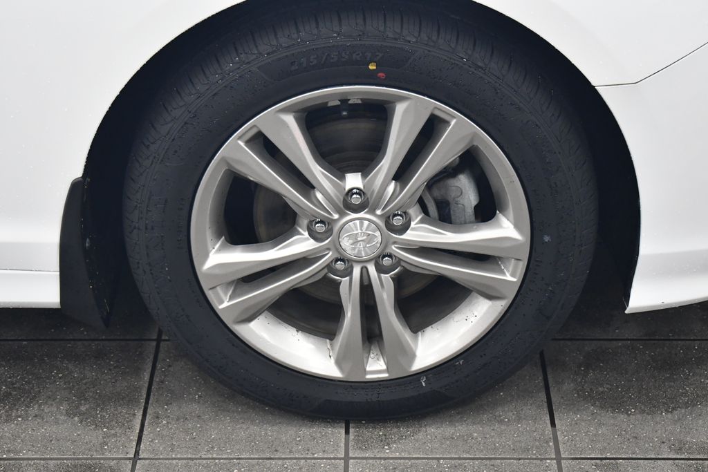 Thumbnail: 2019 Hyundai Sonata - 10