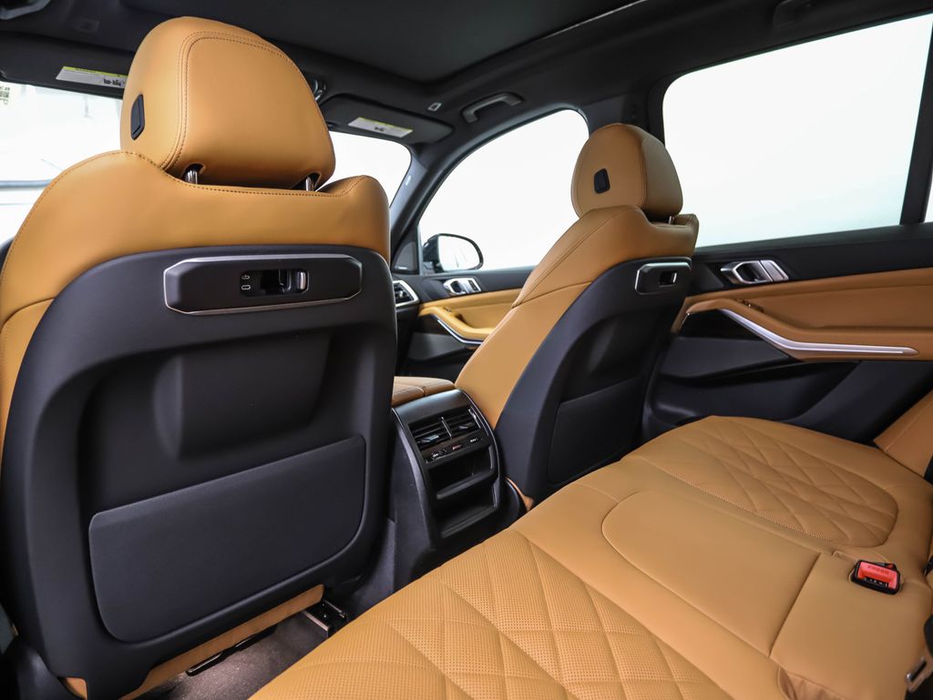 Thumbnail: 2026 BMW X5 - 20