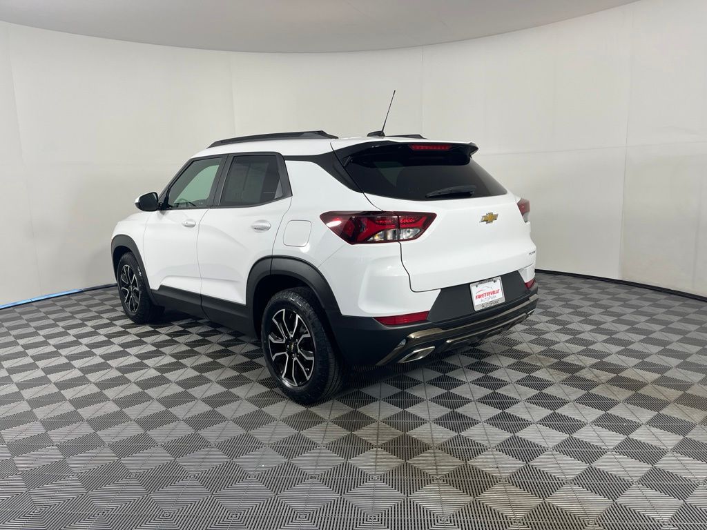 Thumbnail: 2022 Chevrolet TrailBlazer - 11