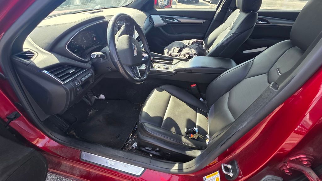 View vehicle photo 3