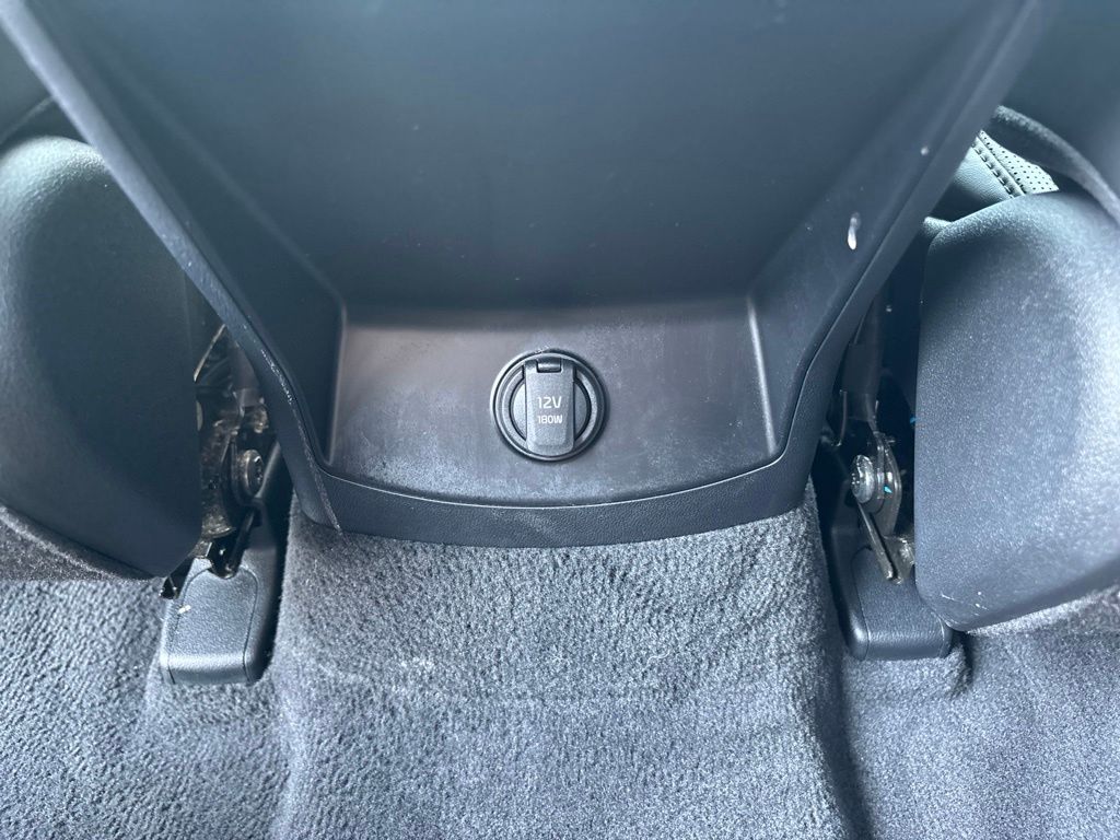 Used 2024 Kia Sorento SUV