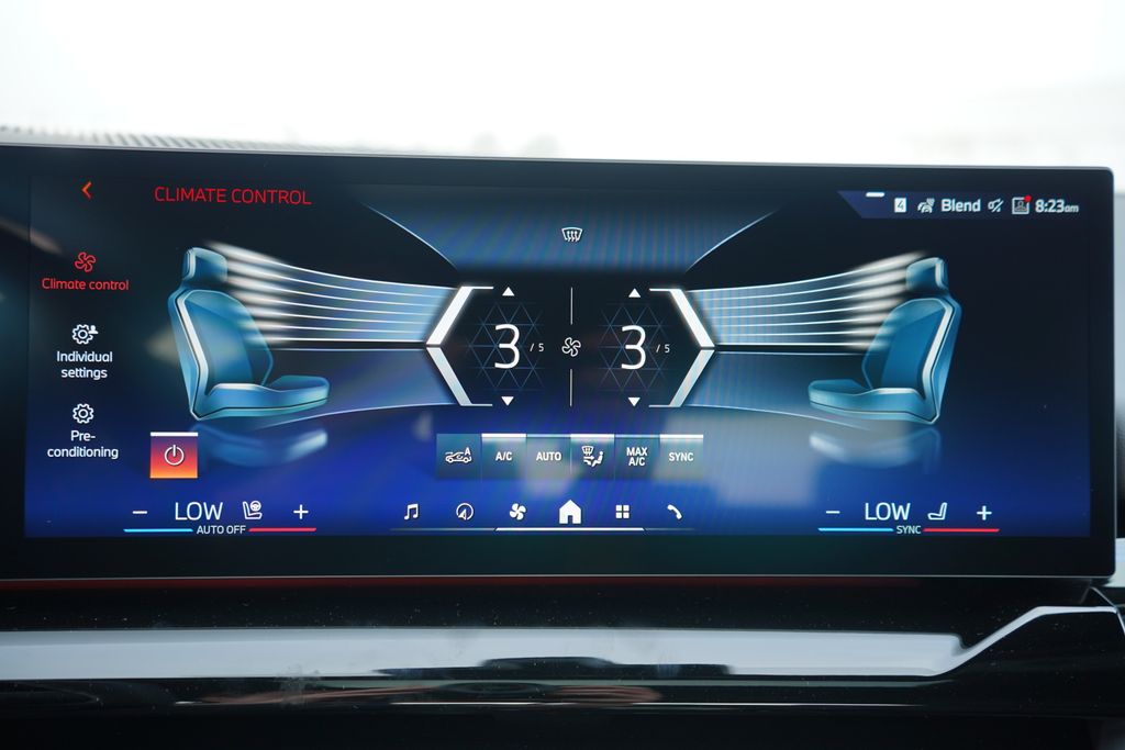 Thumbnail: 2026 BMW 5 Series - 18