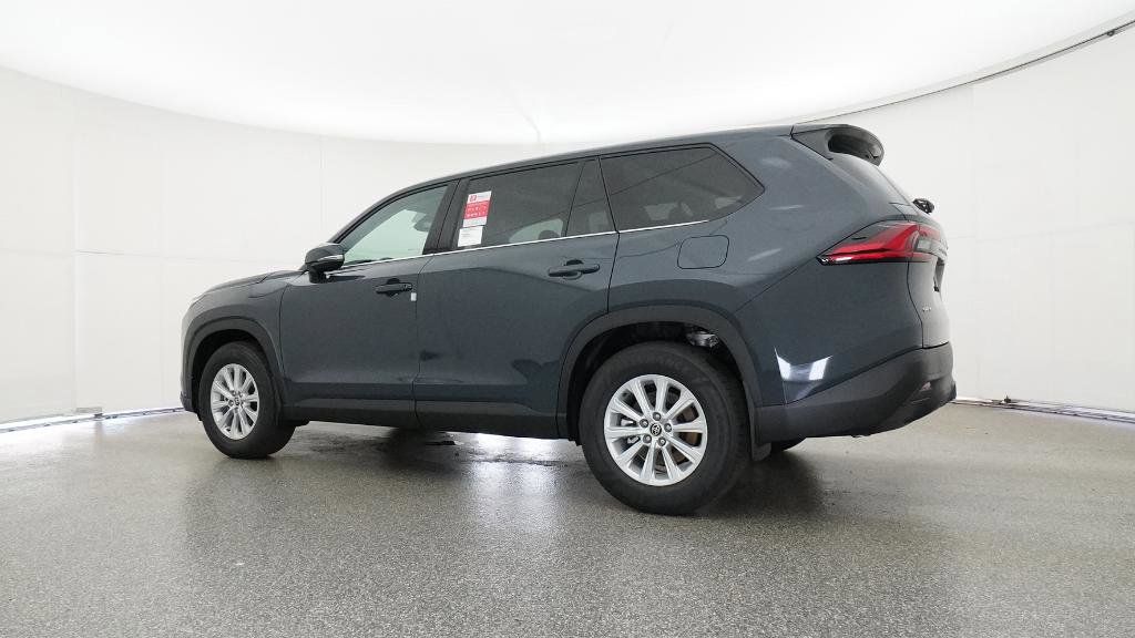 2025 Toyota Grand Highlander XLE 4