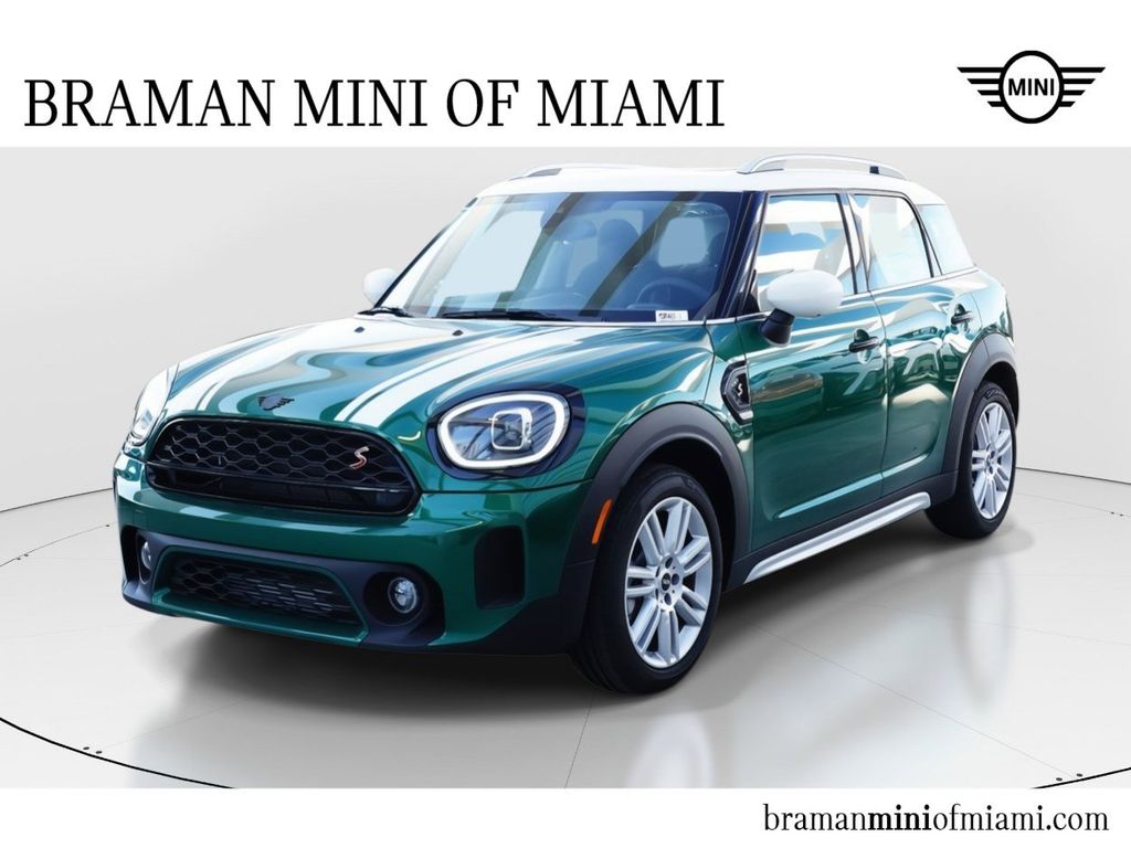 2024 MINI Countryman Cooper S's photo