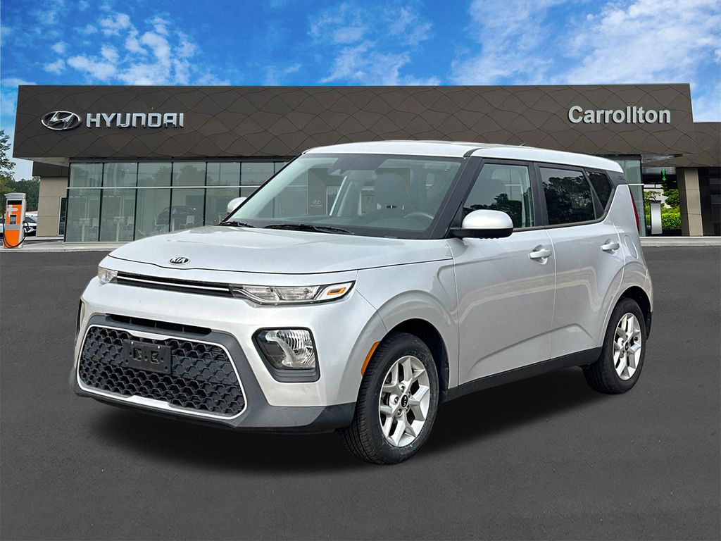 Sparkling Silver 2020 Kia Soul S FWD SUV / Crossover Front-Wheel Drive Continuously Variable Transmission