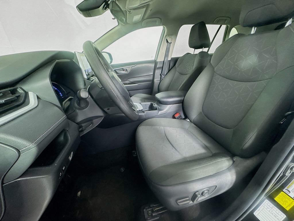Used Car 2025 Toyota Rav4 Hybrid  Xle For Sale Under $35,000 In Austin, Texas