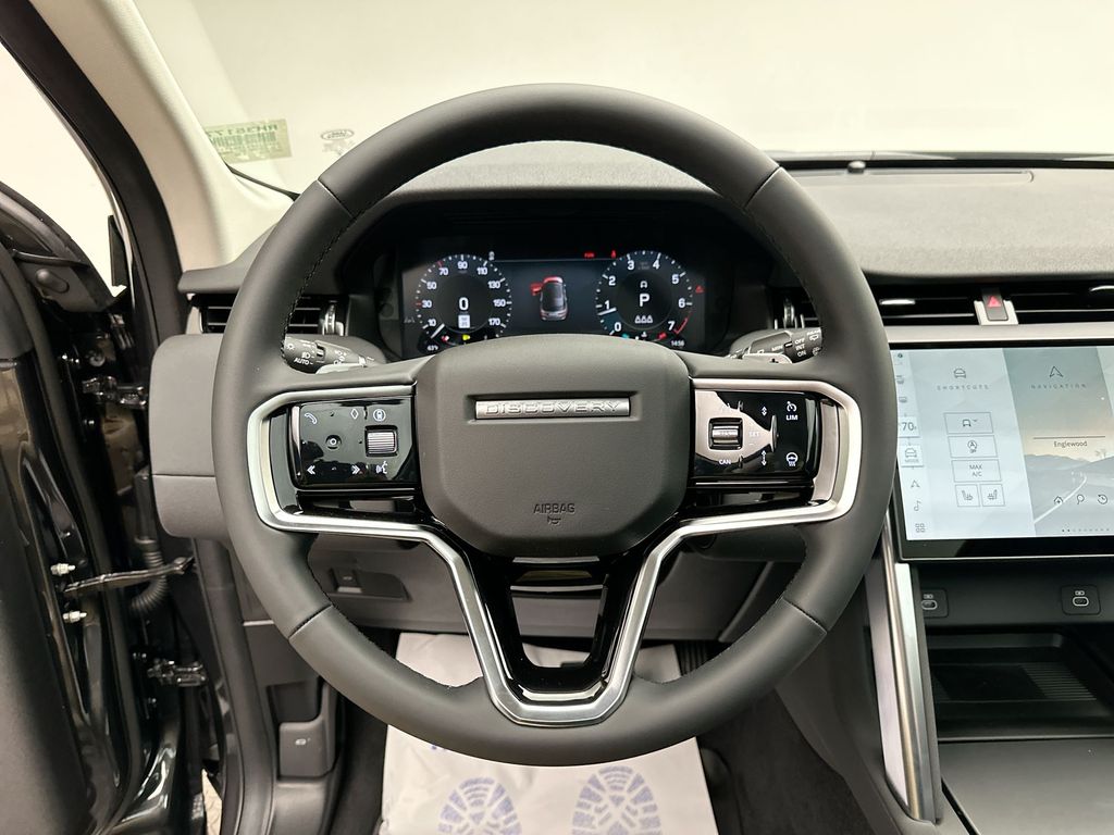 2024 Land Rover Discovery Sport S 19