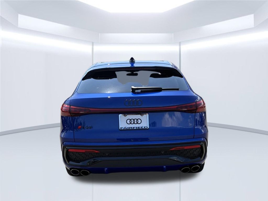 Thumbnail: 2026 Audi SQ5 - 6