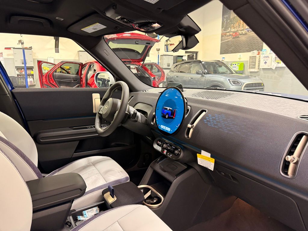 Thumbnail: 2026 MINI Cooper Countryman - 28