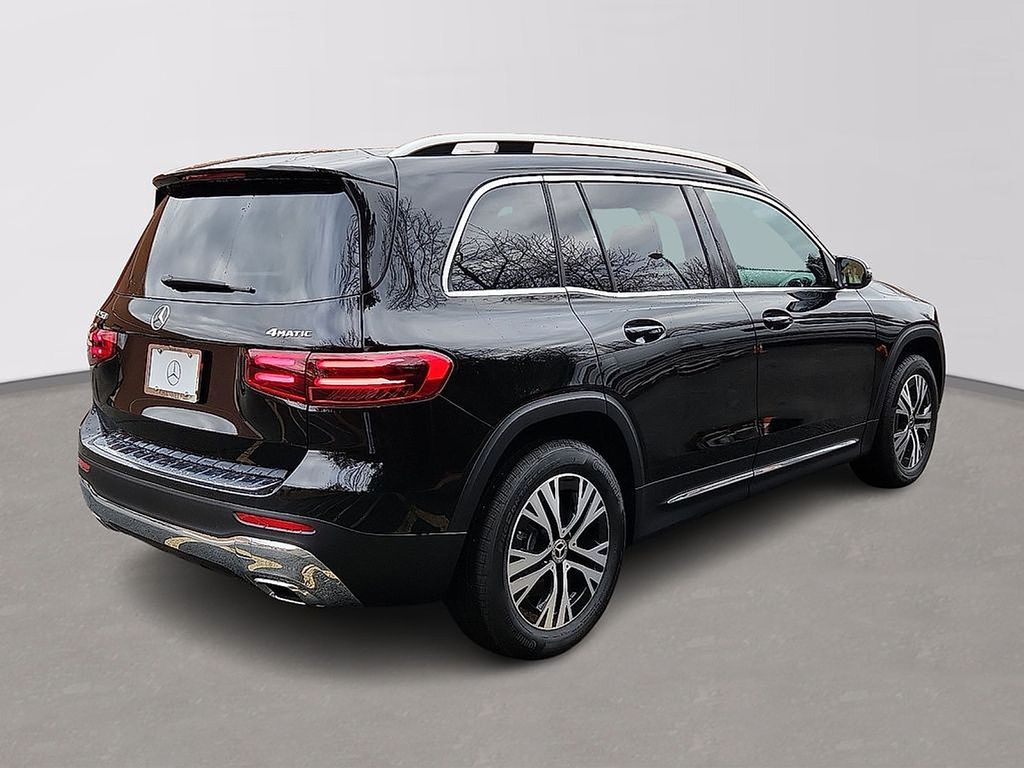 Thumbnail: 2026 Mercedes-Benz GLB - 3