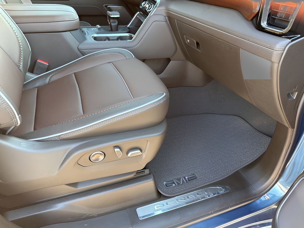 New 2026  GMC Denali image 17