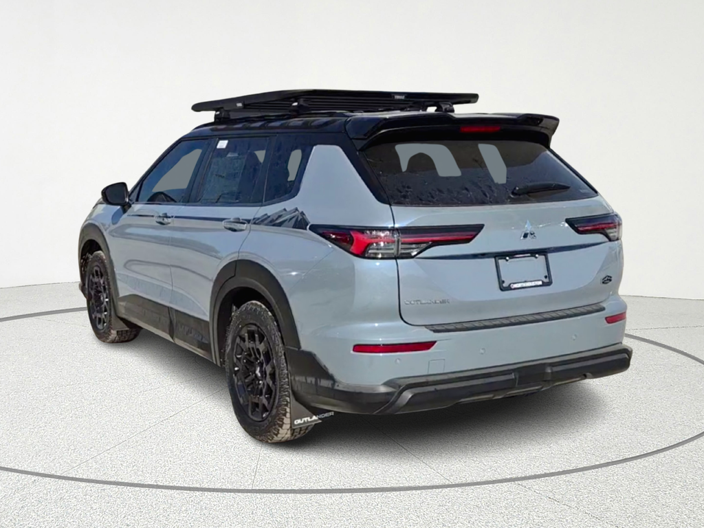 2025 Mitsubishi Outlander SE - 6