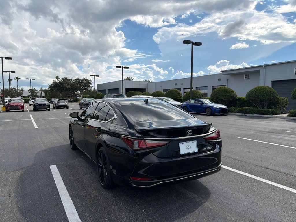 Thumbnail: 2024 Lexus ES - 5