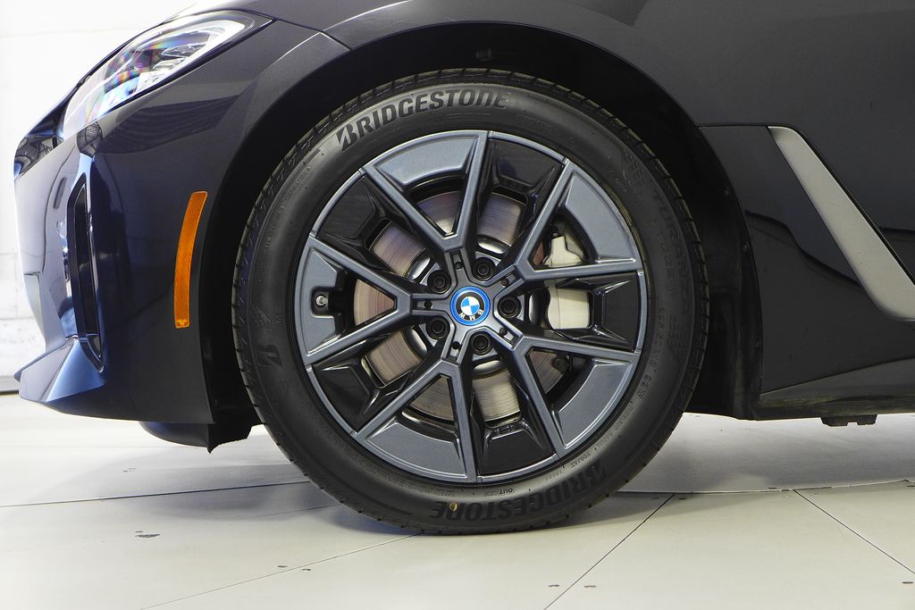 Thumbnail: 2024 BMW i4 - 5