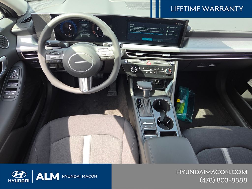 New 2026 Black Hyundai SE image 16