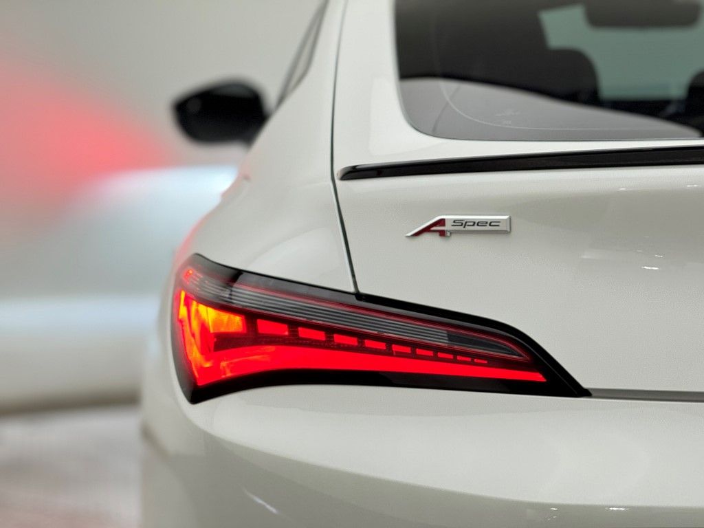 Thumbnail: 2023 Acura Integra - 10
