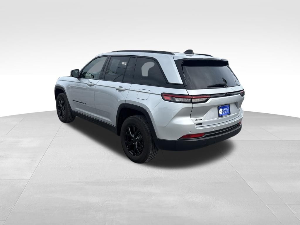 Used 2025 Jeep Grand Cherokee SUV