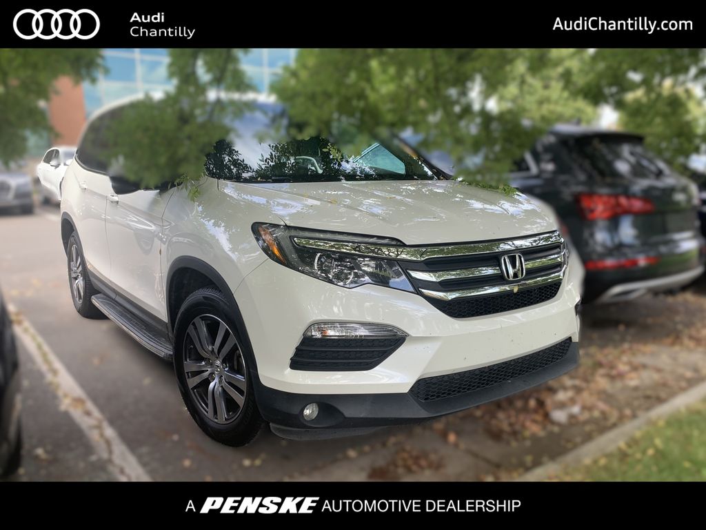 Thumbnail: 2017 Honda Pilot - 1