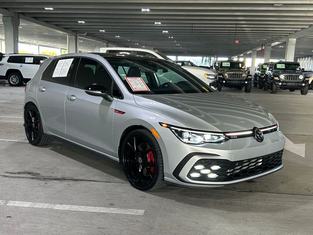 Used 2024 Reflex Silver Volkswagen SE image 7