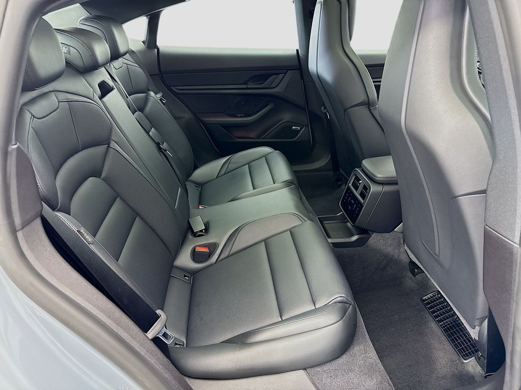 Thumbnail: 2024 Porsche Taycan - 21