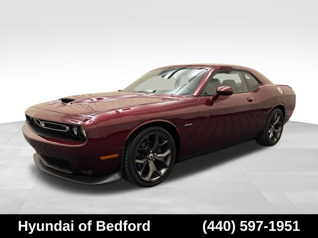Octane Red Pearlcoat 2019 Dodge Challenger Coupe Rear-Wheel Drive 8-Speed Automatic