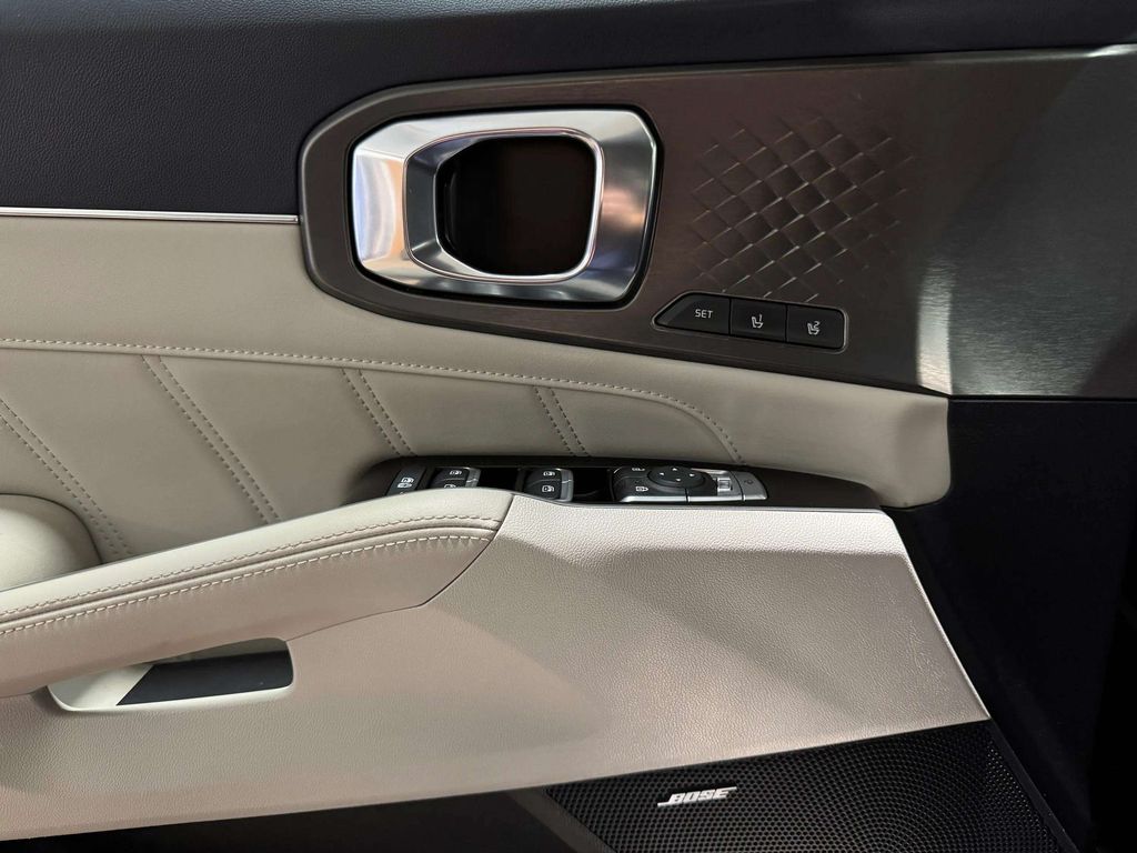 Used 2023 Aurora Black Kia SX Prestige image 8