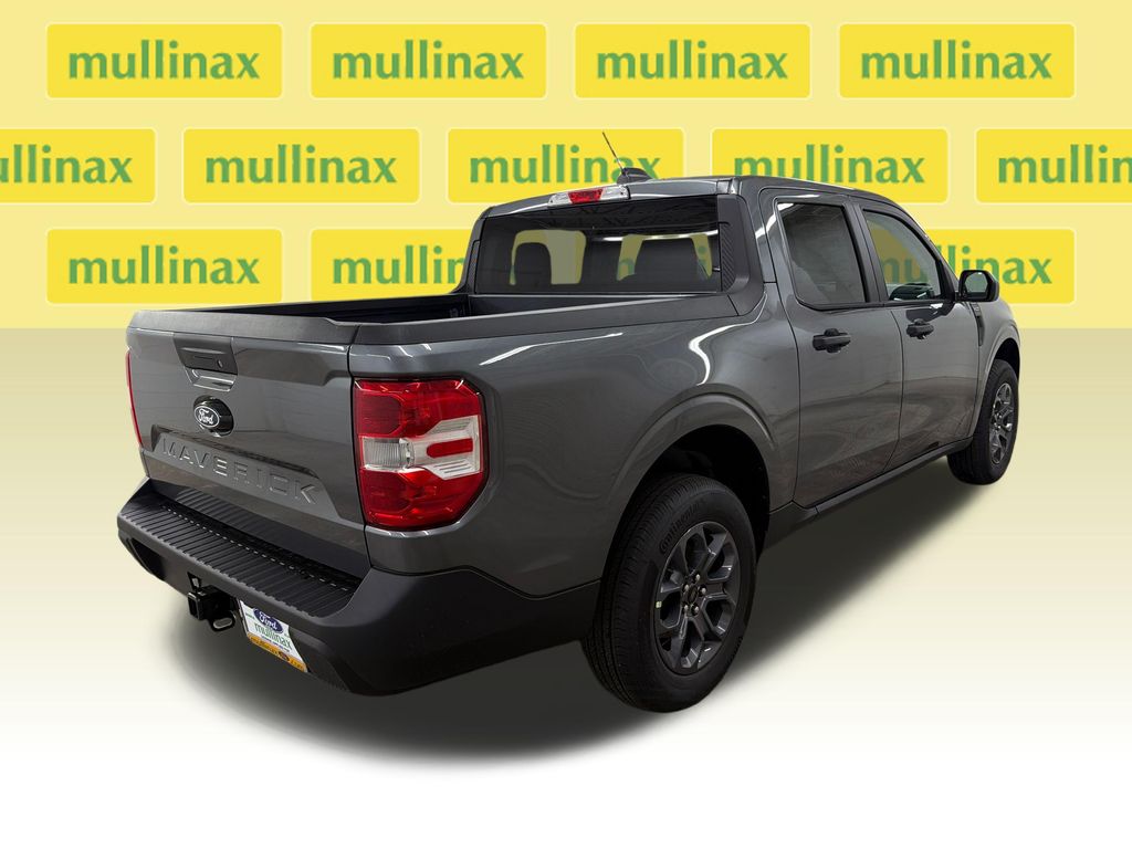 New 2026 Gray Ford XLT image 3