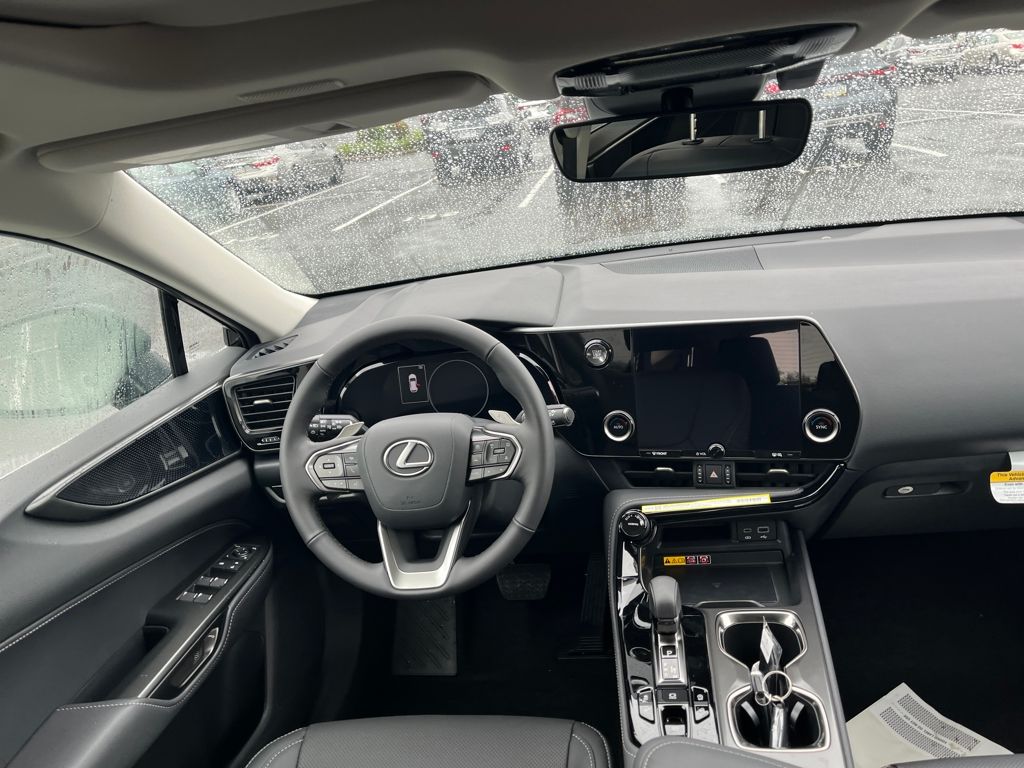 2026 Lexus NX 350 photo 7