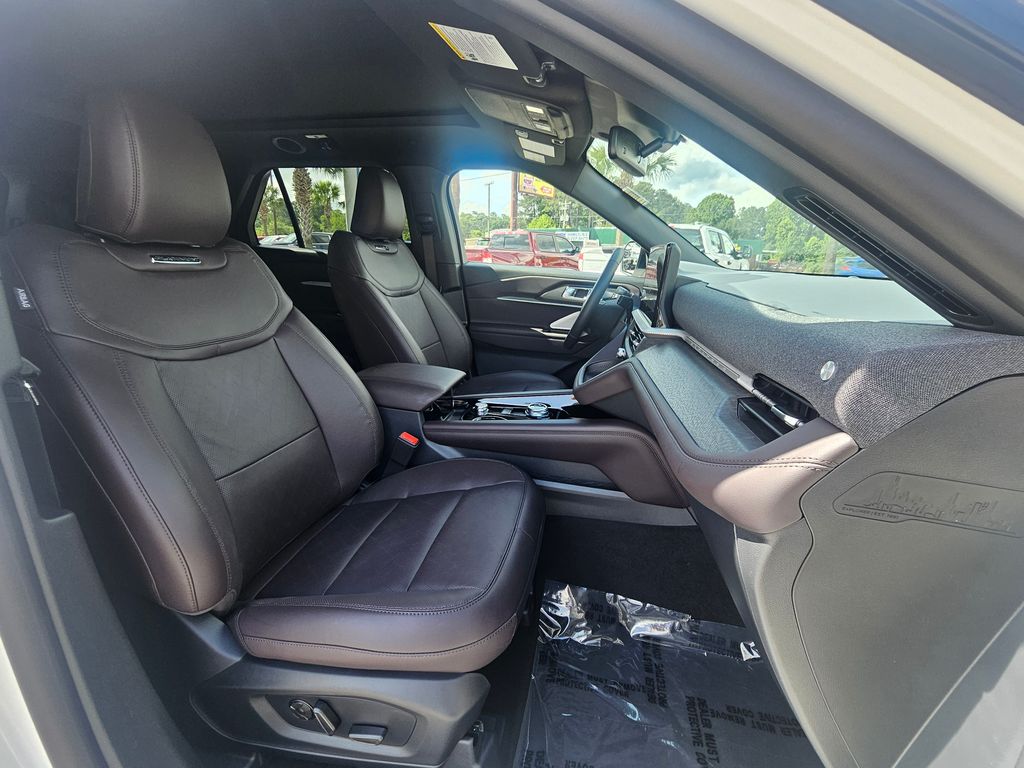 2026 Ford Explorer Platinum White at Walterboro Ford
