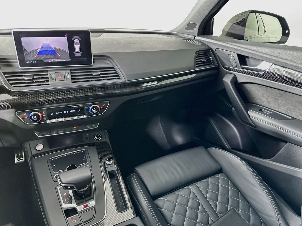 Thumbnail: 2019 Audi SQ5 - 24