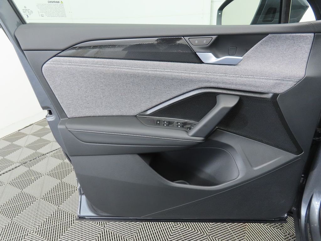 Thumbnail: 2026 Volkswagen Tiguan - 24