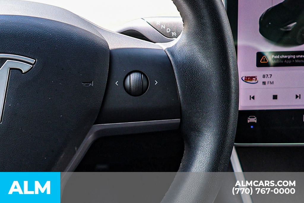 Used 2020 Black Tesla Standard image 32