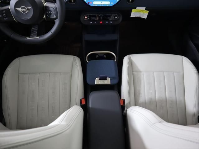 Thumbnail: 2026 MINI Cooper Countryman - 17